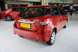 2015款丰田YARiS