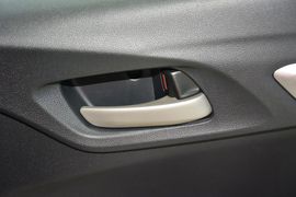 2014款本田飞度1.5L