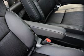 2016款本田奥德赛2.4L智酷版