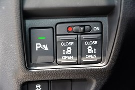 2016款本田奥德赛2.4L智酷版