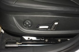 2015款奥迪A4L