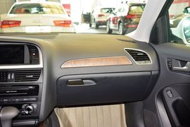 2015款奥迪A4L