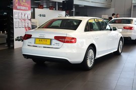 2015款奥迪A4L