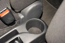 2014款丰田威驰1.3L手动型尚版