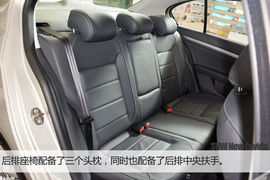 上海大众新款朗逸到店实拍解析