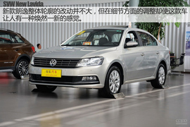 上海大众新款朗逸到店实拍解析