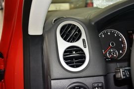 2015款大众途观1.8TSI手自一体两驱豪华版