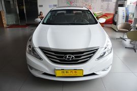 2015款现代索纳塔八经典