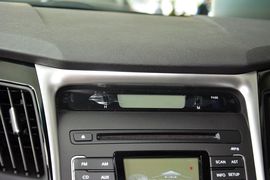 2015款现代索纳塔八经典