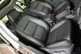 2015款大众途观2.0TSI手自一体四驱豪华版