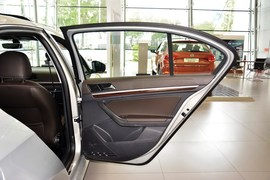 2015款大众朗逸230TSI