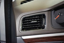 2015款大众朗逸230TSI