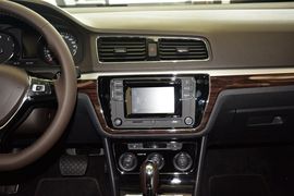 2015款大众朗逸230TSI