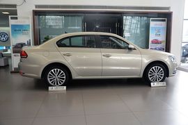 2015款大众朗逸230TSI