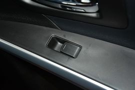 2015款铃木锋驭1.4T自动型