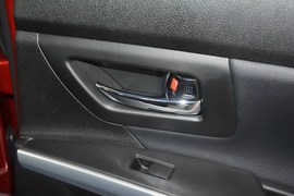 2015款铃木锋驭1.4T自动型