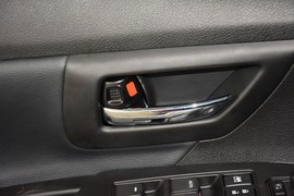 2015款铃木锋驭1.4T自动型