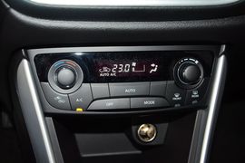 2015款铃木锋驭1.4T自动型