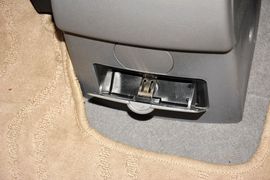 2014款东风郑州日产帅客1.5L手动标准型5座