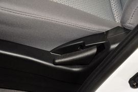 2014款东风郑州日产帅客1.5L手动标准型5座
