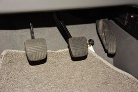 2014款东风郑州日产帅客1.5L手动标准型5座