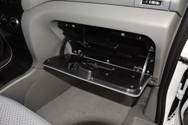 2014款东风郑州日产帅客1.5L手动标准型5座