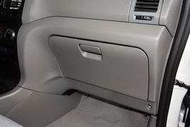 2014款东风郑州日产帅客1.5L手动标准型5座