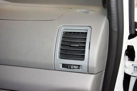 2014款东风郑州日产帅客1.5L手动标准型5座