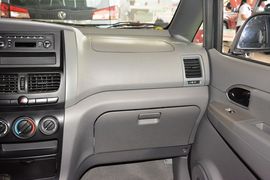 2014款东风郑州日产帅客1.5L手动标准型5座