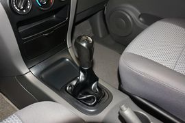 2014款东风郑州日产帅客1.5L手动标准型5座