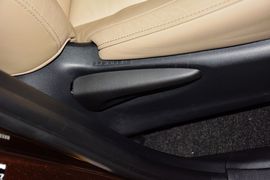 2015款丰田RAV4