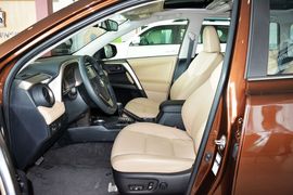 2015款丰田RAV4
