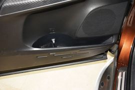 2015款丰田RAV4