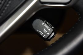 2015款丰田汉兰达2.0T