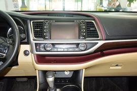 2015款丰田汉兰达2.0T