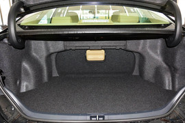 2015款丰田凯美瑞2.0E精英版