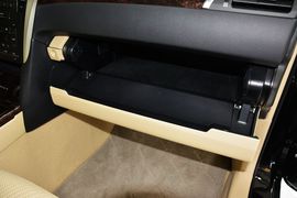 2015款丰田凯美瑞2.0E精英版