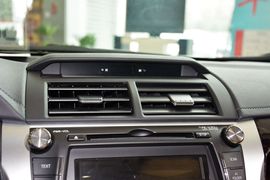 2015款丰田凯美瑞2.0E精英版