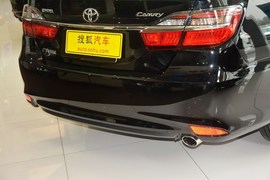 2015款丰田凯美瑞2.0E精英版