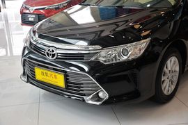 2015款丰田凯美瑞2.0E精英版