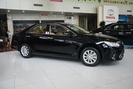 2015款丰田凯美瑞2.0E精英版