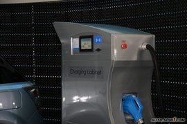 2010款比亚迪E6电动车北美车展实拍