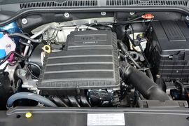 2015款大众速腾1.6L手自一体舒适型
