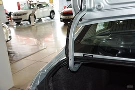 2015款雪铁龙全新爱丽舍