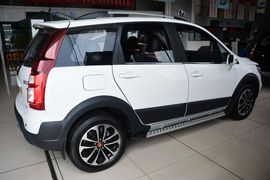 2015款东风风行景逸X5