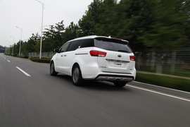 2015款进口起亚全新嘉华外出试驾