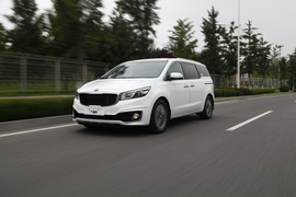 2015款进口起亚全新嘉华外出试驾