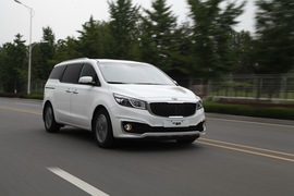 2015款进口起亚全新嘉华外出试驾