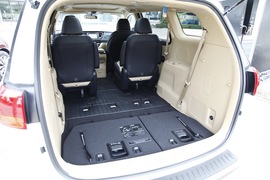 2015款进口起亚全新嘉华外出试驾