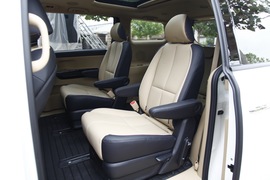 2015款进口起亚全新嘉华外出试驾